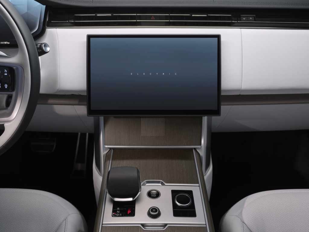 infotainment Range Rover Electric