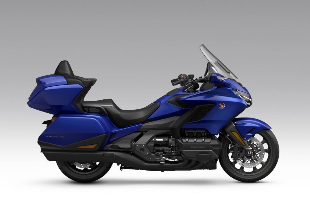 27YM Honda GL1800 Gold Wing Tour